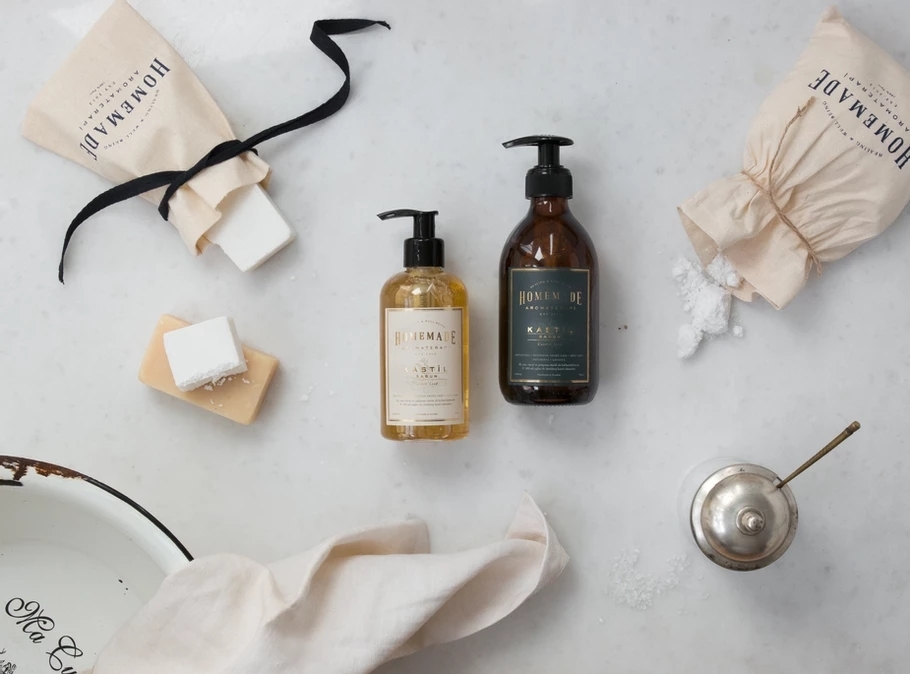 廣東化妝品包裝瓶廠家談產品包裝設計的發展趨勢