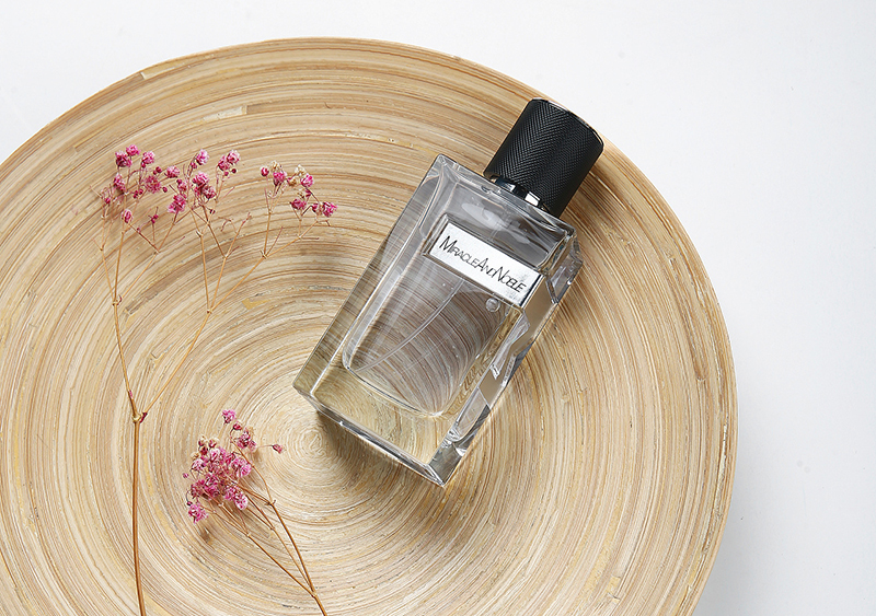 遠(yuǎn)離撞香尷尬,小眾香有多香? 遠(yuǎn)離撞香尷尬,小眾香有多香?