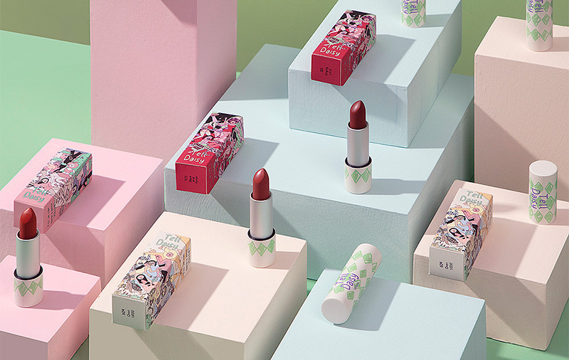 國(guó)產(chǎn)美妝與國(guó)際大牌正面PK,勝算幾何? 國(guó)產(chǎn)美妝與國(guó)際大牌正面PK,勝算幾何?