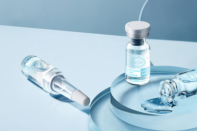 化妝品包裝瓶廠家:護(hù)膚后怎樣化妝? 化妝品包裝瓶廠家:護(hù)膚后怎樣化妝?