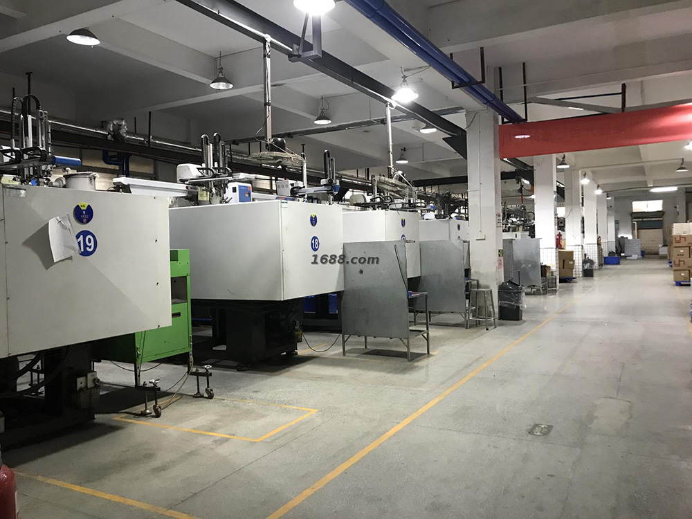 廣州云輝塑料包裝工廠實景