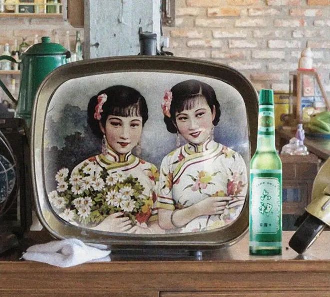 爺青回!六神換包裝了?這設計真“考古”! 爺青回!六神換包裝了?這設計真“考古”!