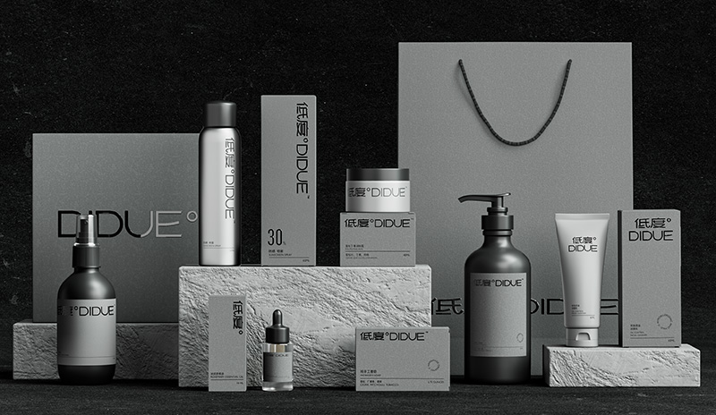 塑料瓶去色化趨勢(shì)正悄然蔓延 “放棄綠色”更綠色 塑料瓶去色化趨勢(shì)正悄然蔓延 “放棄綠色”更綠色